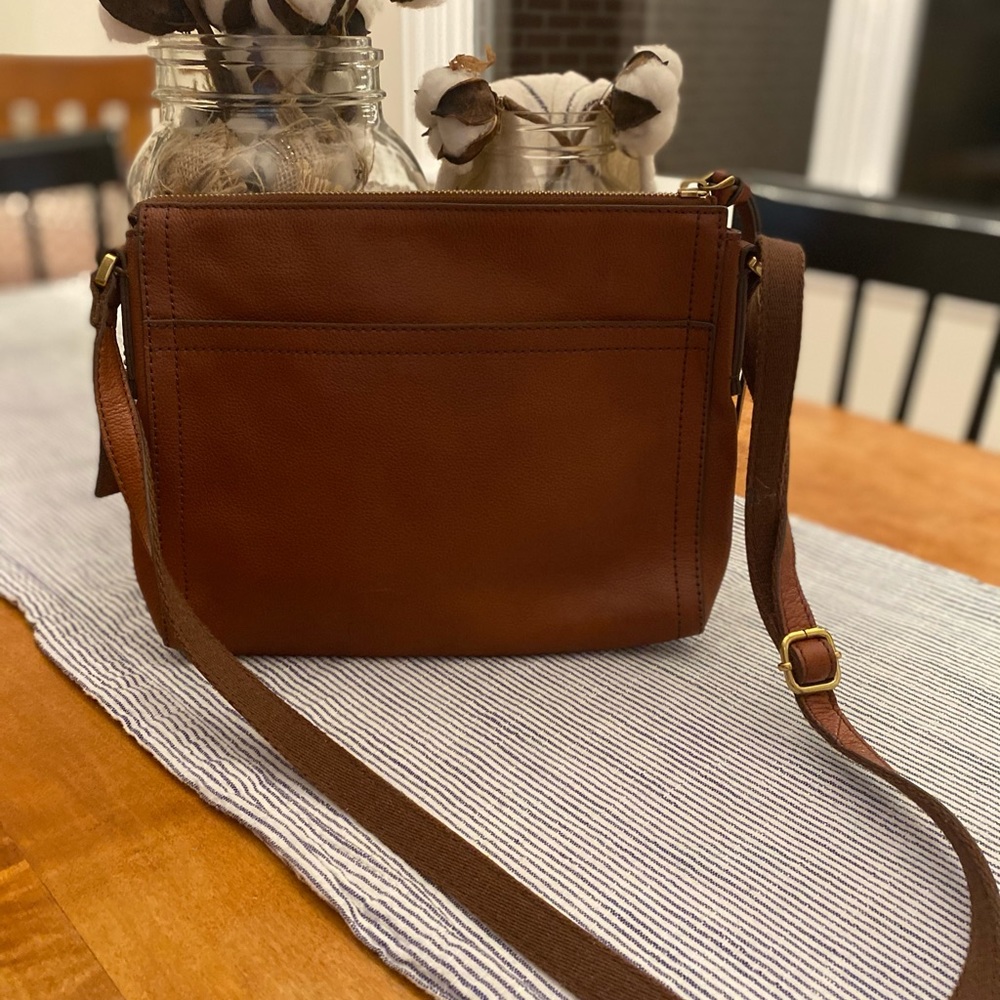Fossil purse